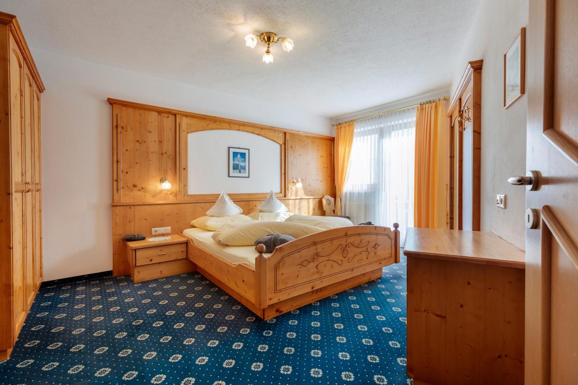 Hotel Kronhof 모소 객실 사진